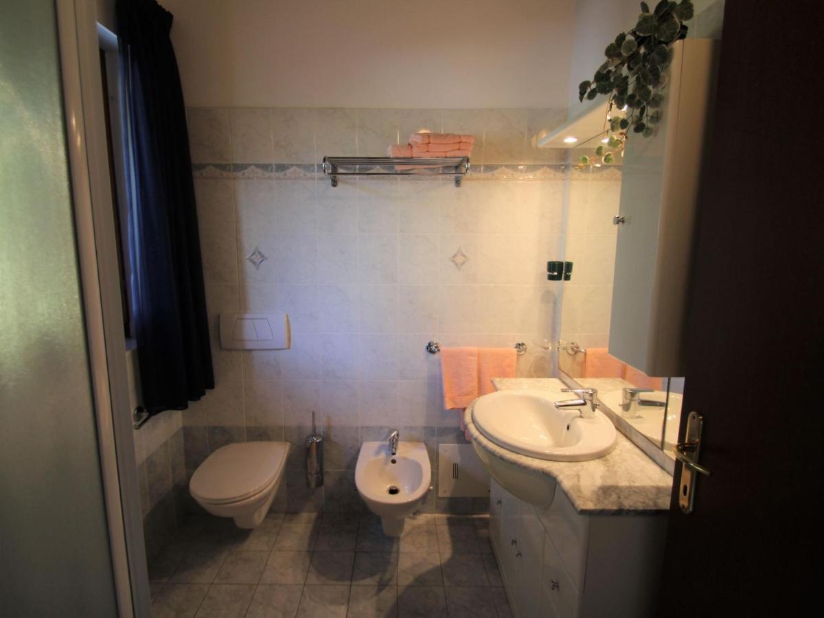 Apartment Residenza Agrifoglio-8 By Interhome Luino Extérieur photo
